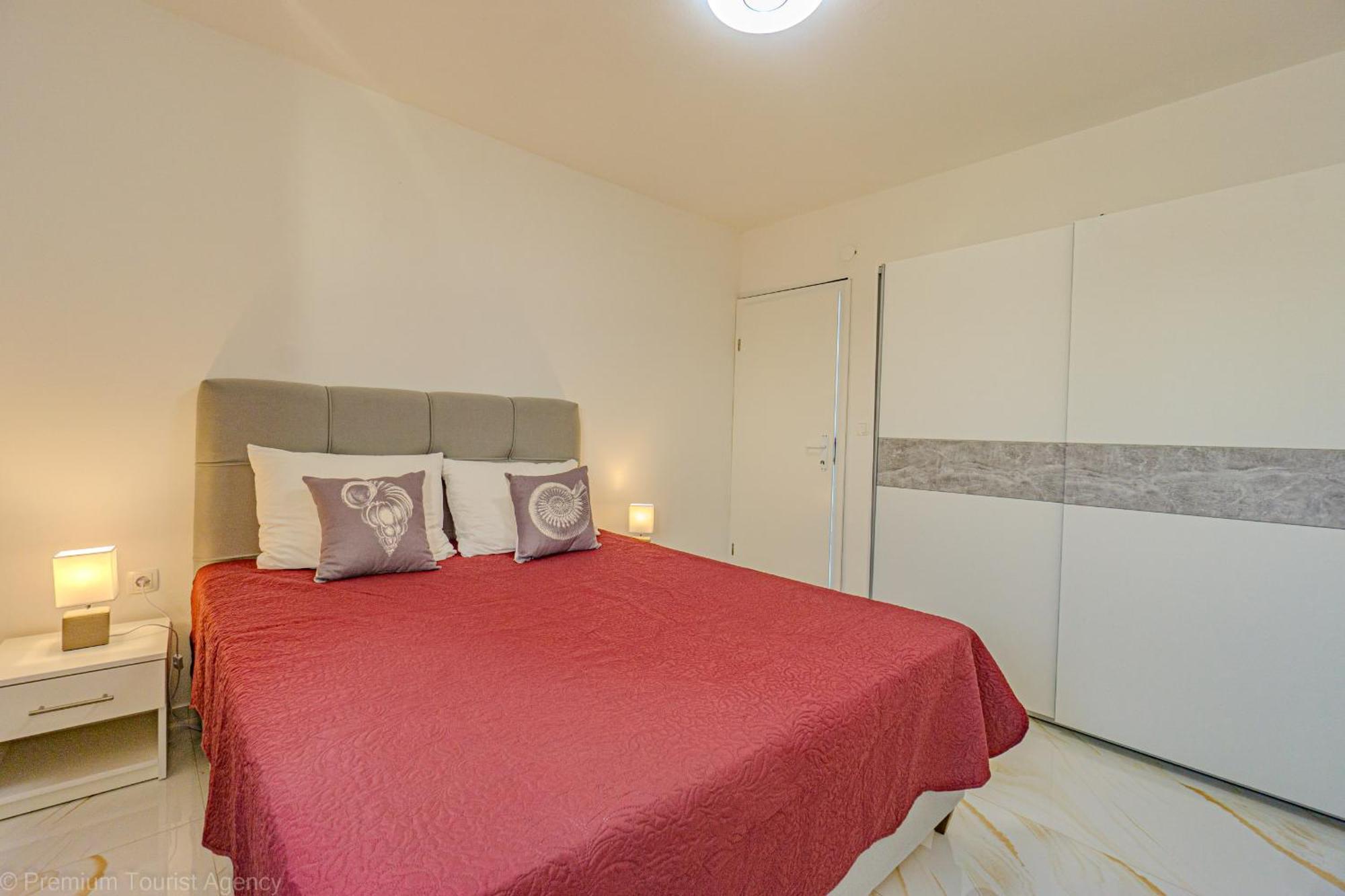 Ivica Super Comfortable, Newly Furnished Apartment In A Top Location Метайна Екстер'єр фото