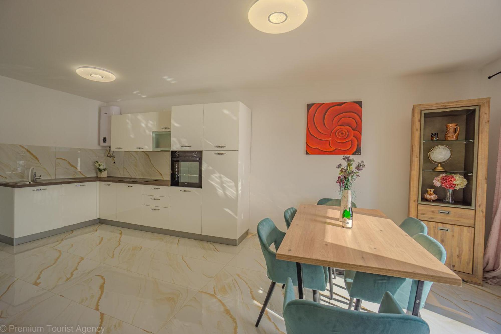 Ivica Super Comfortable, Newly Furnished Apartment In A Top Location Метайна Екстер'єр фото