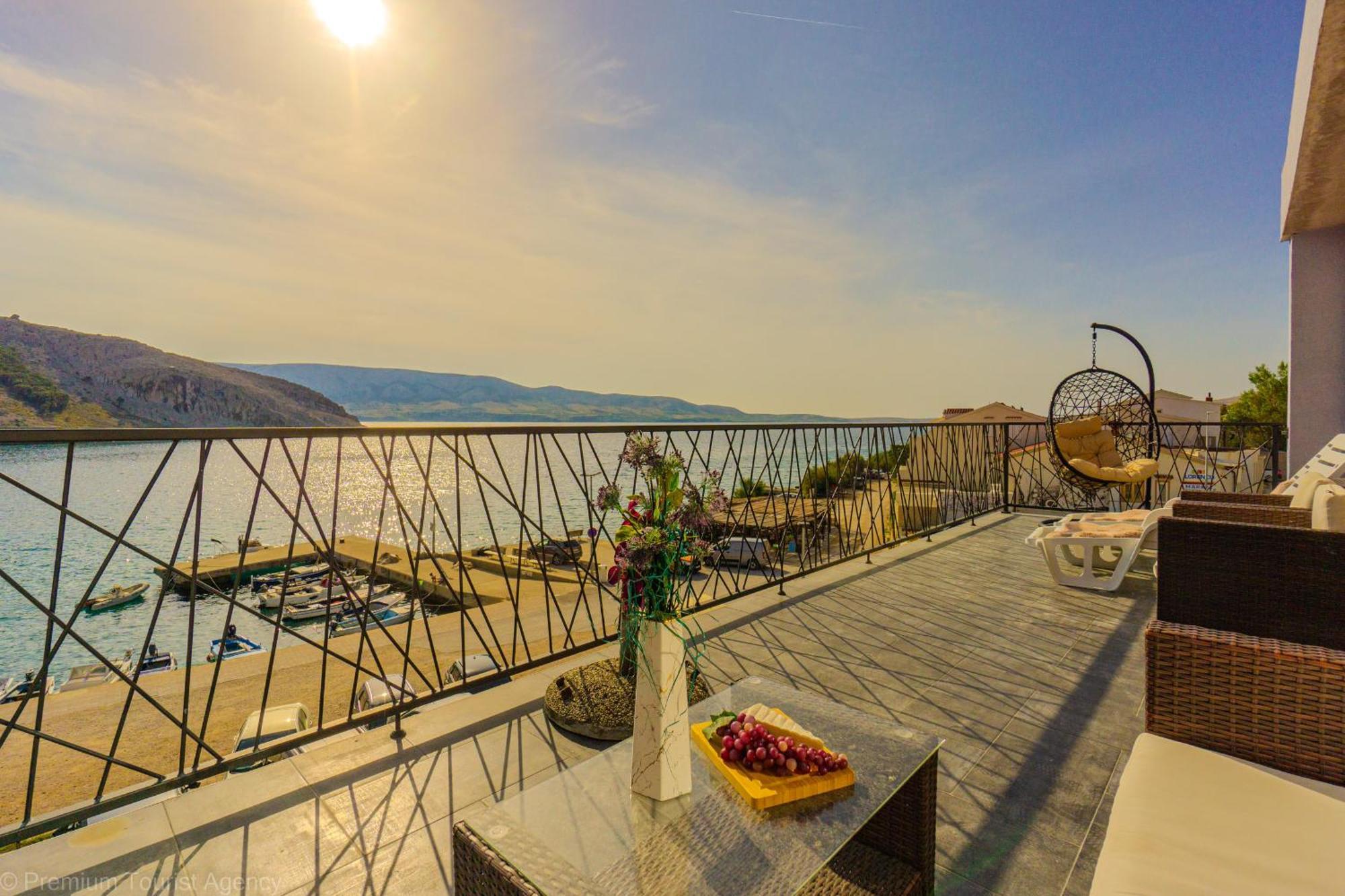 Ivica Super Comfortable, Newly Furnished Apartment In A Top Location Метайна Екстер'єр фото