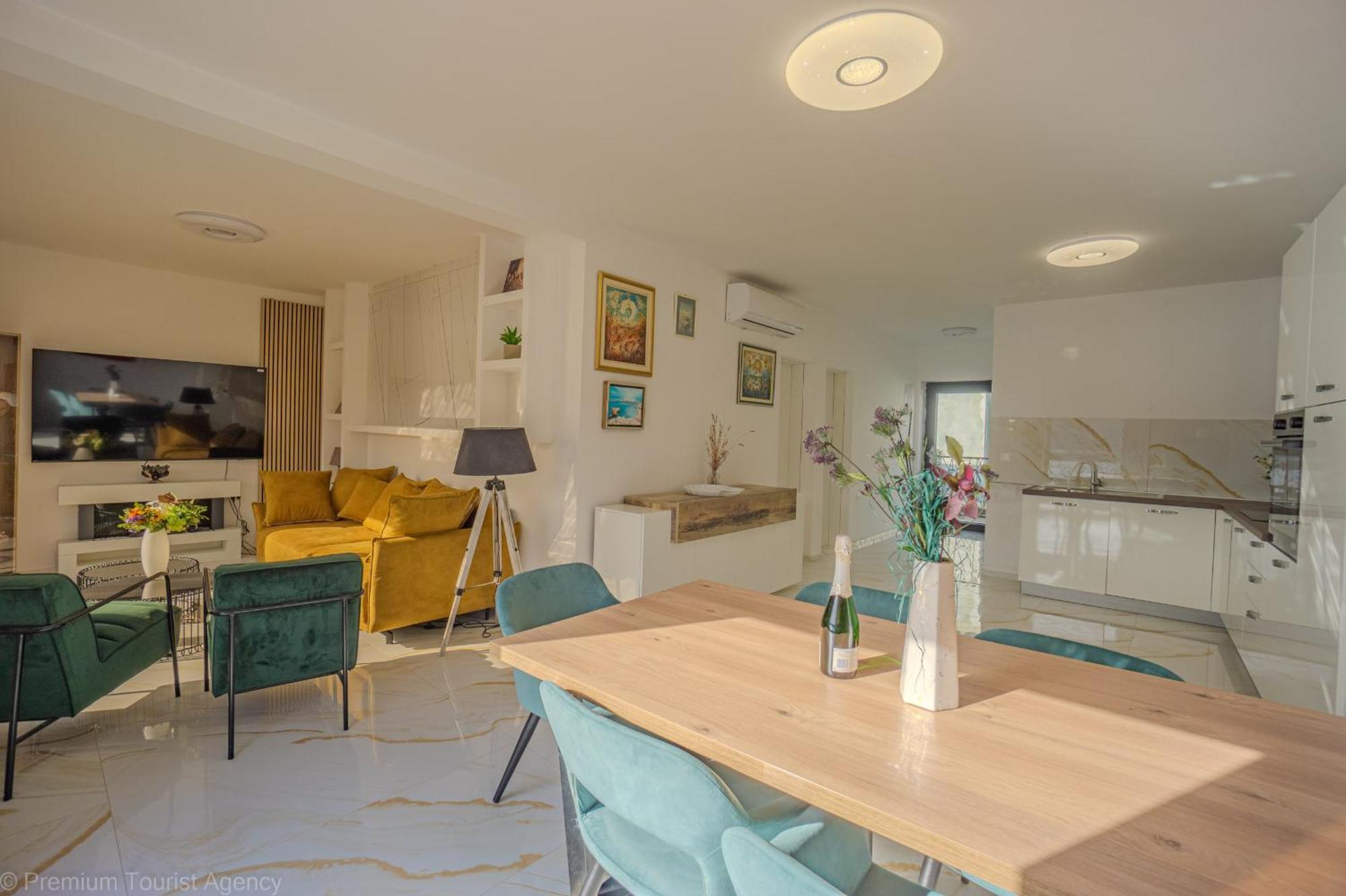 Ivica Super Comfortable, Newly Furnished Apartment In A Top Location Метайна Екстер'єр фото