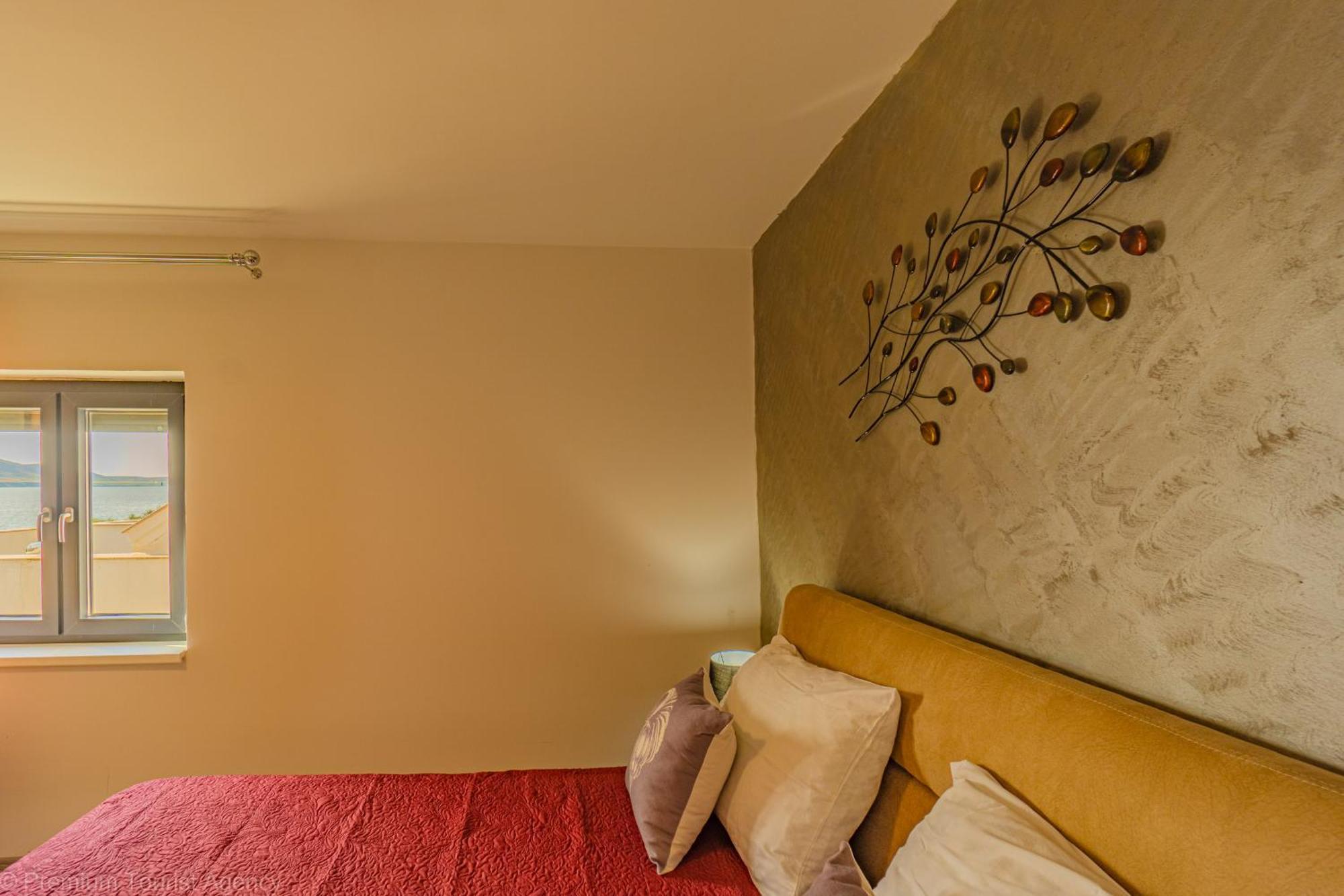 Ivica Super Comfortable, Newly Furnished Apartment In A Top Location Метайна Екстер'єр фото